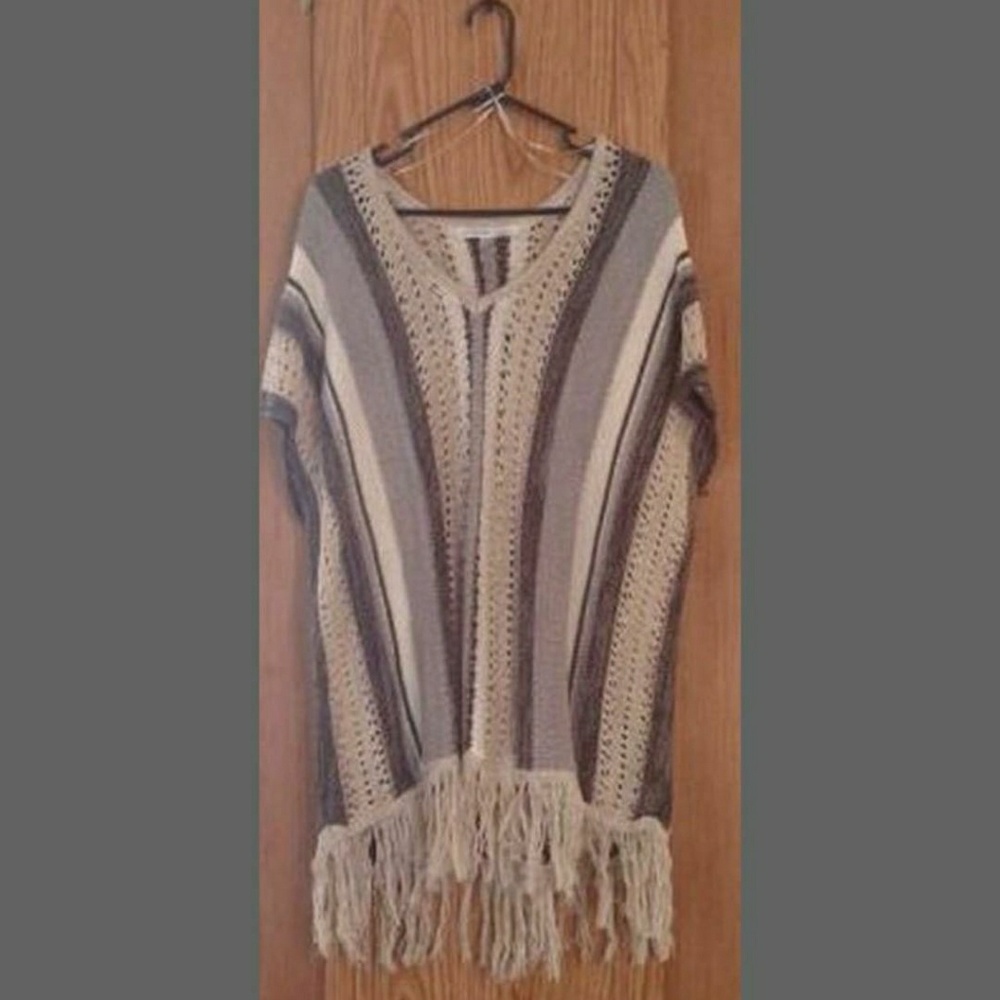 Cracker Barrel Shawl/poncho
